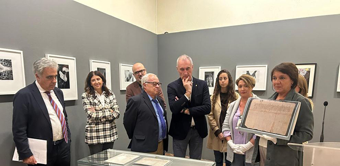 Restaurado el documento del Archivo Municipal de Segovia en el que se anuncia el nacimiento de Isabel la Católica