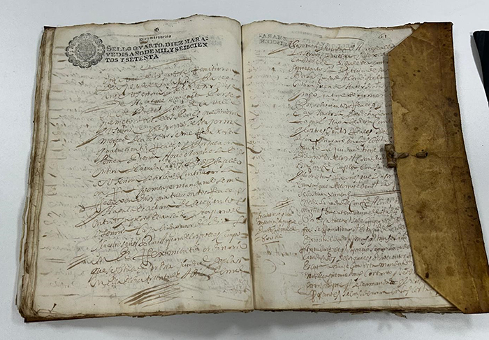 El Ayuntamiento de Plasencia inicia la digitalización de 65 libros de actas de los siglos XVI al XVIII